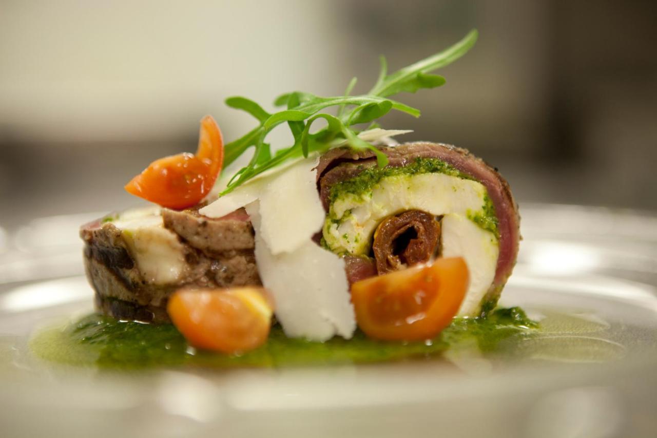 勒查特莱兰酒店 布鲁塞尔 外观 照片 A cannelloni roll
